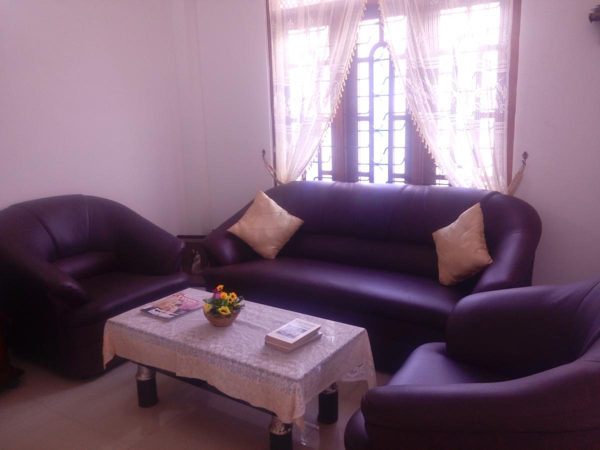 Pubudu'S Villa Хиккадува Экстерьер фото